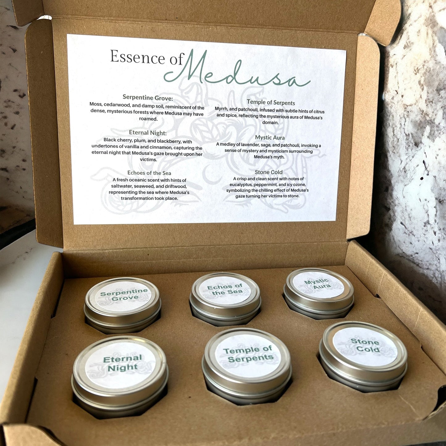 Essance of Medusa Candle Set